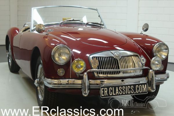 MG A Cabriolet 1960 Chrome wire wheels Burgundy Red 