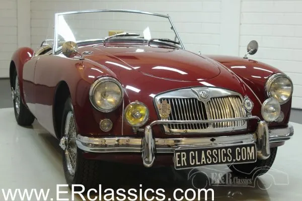 MG A Cabriolet 1960 Chrome wire wheels Burgundy Red