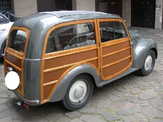 Foto 3 di 8: FIAT Topolino 500 C Giardiniera (in legno)   