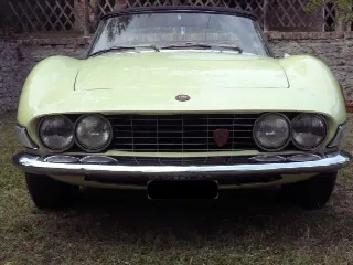 Foto 2 di 6: FIAT Dino Spider  