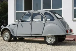 Foto 2 di 5: CITROEN 2 CV Spécial  