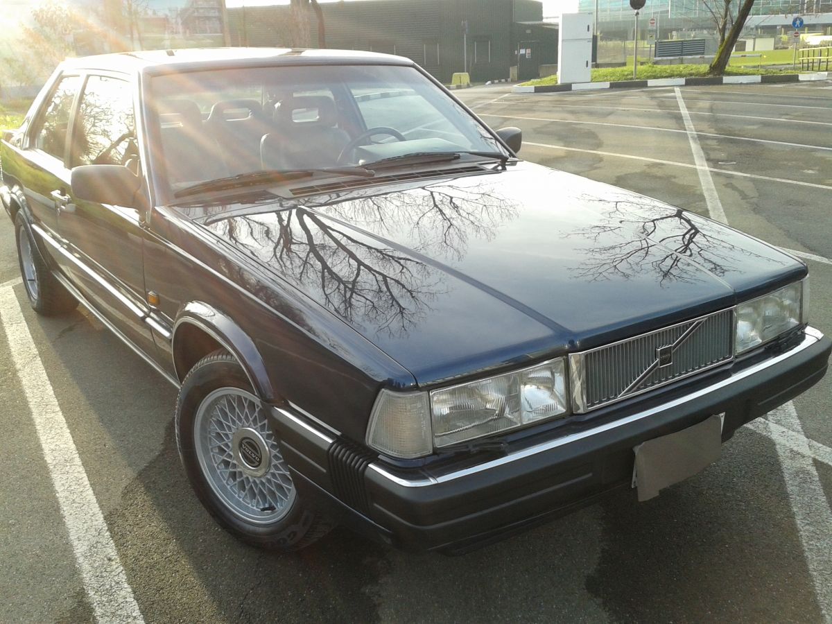 VOLVO 780 coupé bertone 