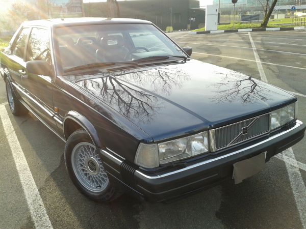 VOLVO 780 coupé bertone 