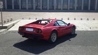 Foto 7 di 9: FERRARI 208 GTB (1980-1986) TURBO 