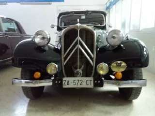 Foto 2 di 8: CITROEN B11L Traction Avant 