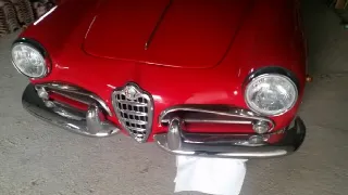 Foto 5 di 10: ALFA ROMEO Giulietta Spider 