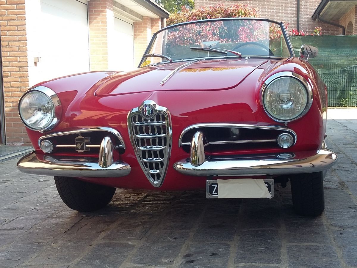 ALFA ROMEO Giulietta Spider 