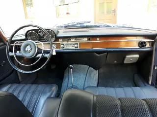 Foto 5 di 6: MERCEDES-BENZ 300SEL 300SE 