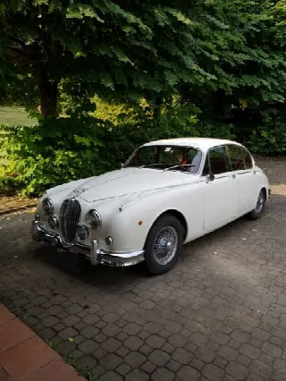 Foto 3 di 9: JAGUAR MKII   