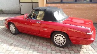 Foto 1 di 6: ALFA ROMEO Spider 2000 i 117cv