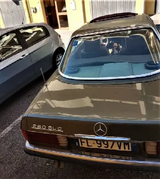 Foto 2 di 7: MERCEDES-BENZ SLC(1971-1981) Berlina 