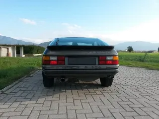 Foto 2 di 8: PORSCHE 924 Turbo Targa   