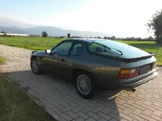 Foto 3 di 8: PORSCHE 924 Turbo Targa   