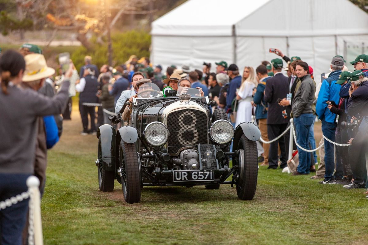 LO SPETTACOLARE CONCORSO DI ELEGANZA DI FRONTE AL PACIFICO: PEBBLE BEACH 2019 