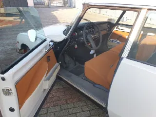 Foto 4 di 6: CITROEN DS 23 i.e. confort  