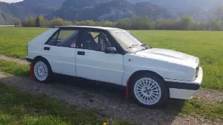Foto 22 di 22: LANCIA Delta HF - Integrale 16v  