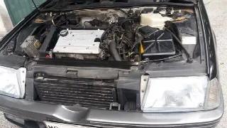 Foto 9 di 9: ALFA ROMEO 164 2.0 Turbo V4  