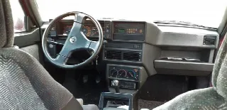Foto 4 di 8: ALFA ROMEO 75 Turbo America 
