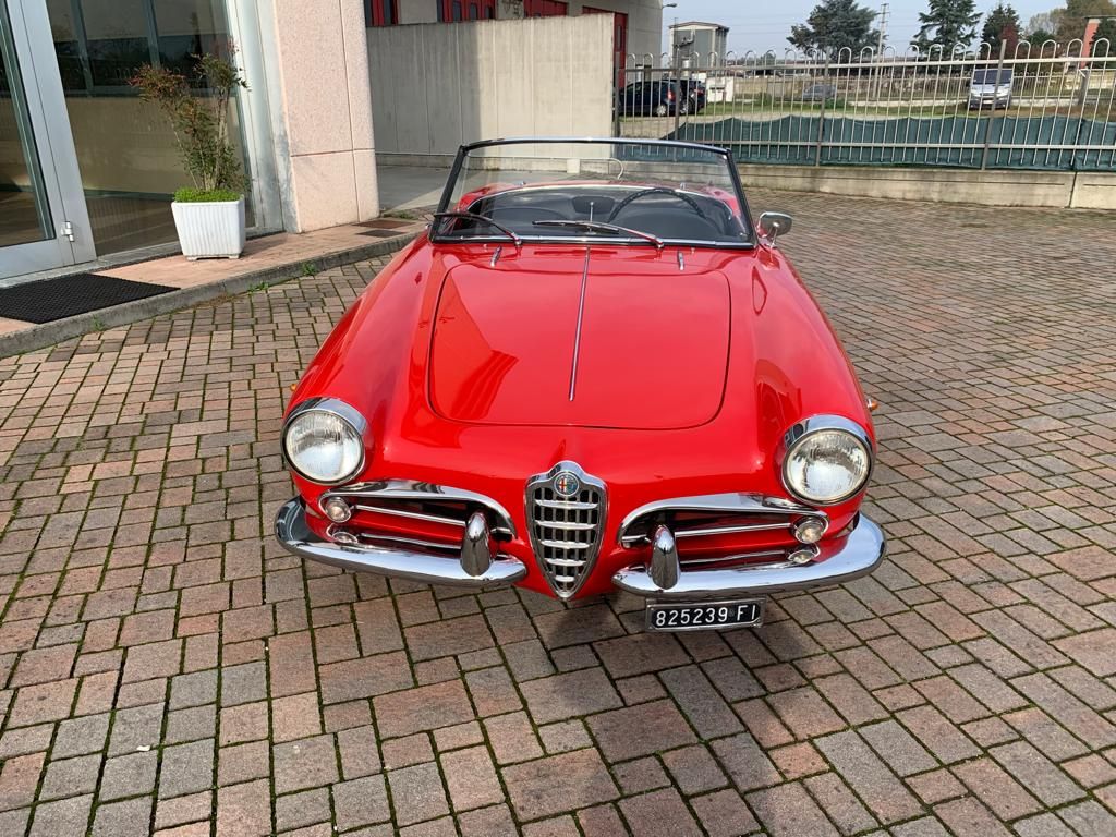 ALFA ROMEO Giulietta SPIDER 