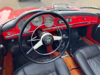 Foto 10 di 17: ALFA ROMEO Giulietta SPIDER 