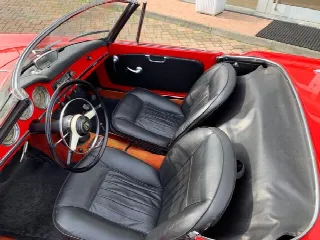 Foto 13 di 17: ALFA ROMEO Giulietta SPIDER 