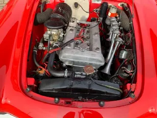 Foto 16 di 17: ALFA ROMEO Giulietta SPIDER 