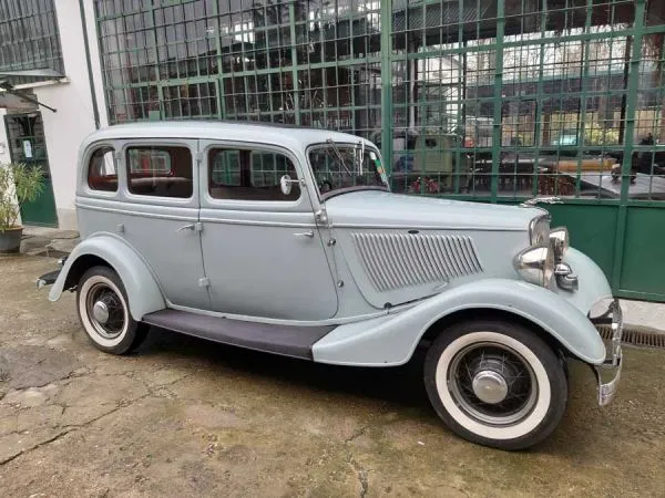 FORD ModelB Sedan - SUMMER PRICE