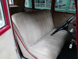 Foto 12 di 39: FORD ModelB Sedan - SUMMER PRICE
