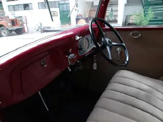 Foto 29 di 39: FORD ModelB Sedan - SUMMER PRICE