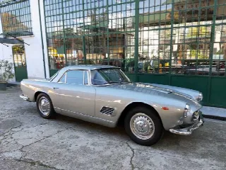 Foto 1 di 30: MASERATI 3500  GTi Coupè Touring 