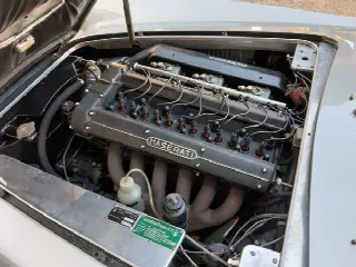Foto 25 di 30: MASERATI 3500  GTi Coupè Touring 