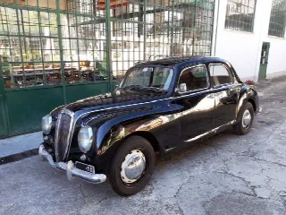 Foto 4 di 33: LANCIA Aurelia B21 Berlina - SUMMER PRICE