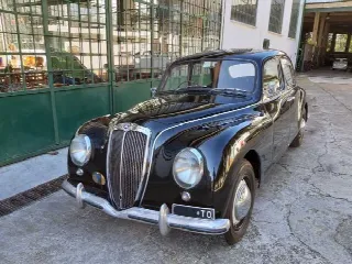 Foto 5 di 33: LANCIA Aurelia B21 Berlina - SUMMER PRICE
