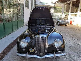 Foto 31 di 33: LANCIA Aurelia B21 Berlina - SUMMER PRICE