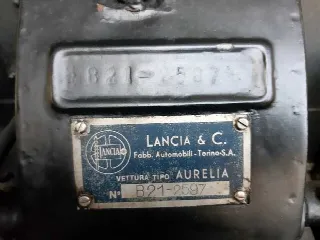 Foto 32 di 33: LANCIA Aurelia B21 Berlina - SUMMER PRICE