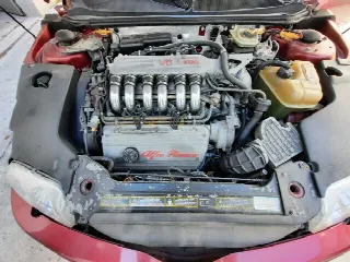 Foto 5 di 9: ALFA ROMEO GTV V6 TURBO  