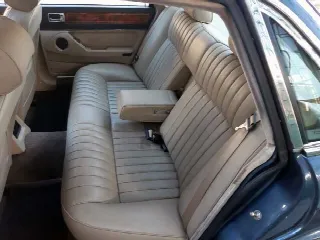 Foto 17 di 31: JAGUAR XJ40 XJ6 3.6 Sovereign - SUMMER PRICE