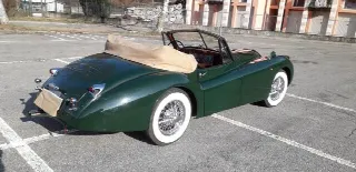 Foto 3 di 12: JAGUAR XK 120 DHC CABRIOLET   