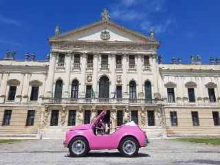 Foto 1 di 8: FIAT 500 cabrio  Barbie