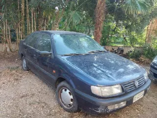 Foto 3 di 3: Volkswagen Passat IV serie 1.8 CL 