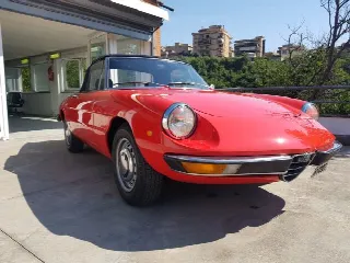 Foto 3 di 17: ALFA ROMEO Spider DUETTO 1.3 CODA TRONCA 