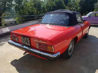 Foto 4 di 17: ALFA ROMEO Spider DUETTO 1.3 CODA TRONCA 