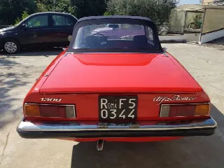 Foto 5 di 17: ALFA ROMEO Spider DUETTO 1.3 CODA TRONCA 