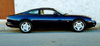 Foto 5 di 6: JAGUAR XK8(1996-) 4.0  