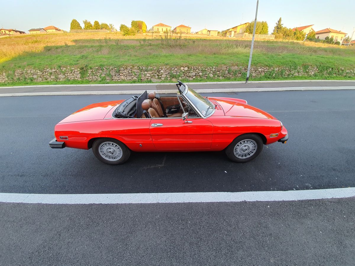 ALFA ROMEO Spider 2.0 Veloce, Seconda Serie (coda tronca), mod. America  