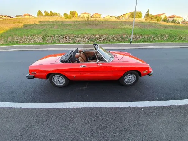 ALFA ROMEO Spider 2.0 Veloce, Seconda Serie (coda tronca), mod. America