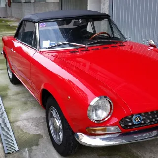 Foto 1 di 12: FIAT 124 Spider/Cabrio  cc1438    ASI
