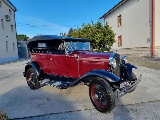 Foto 3 di 7: FORD A 
