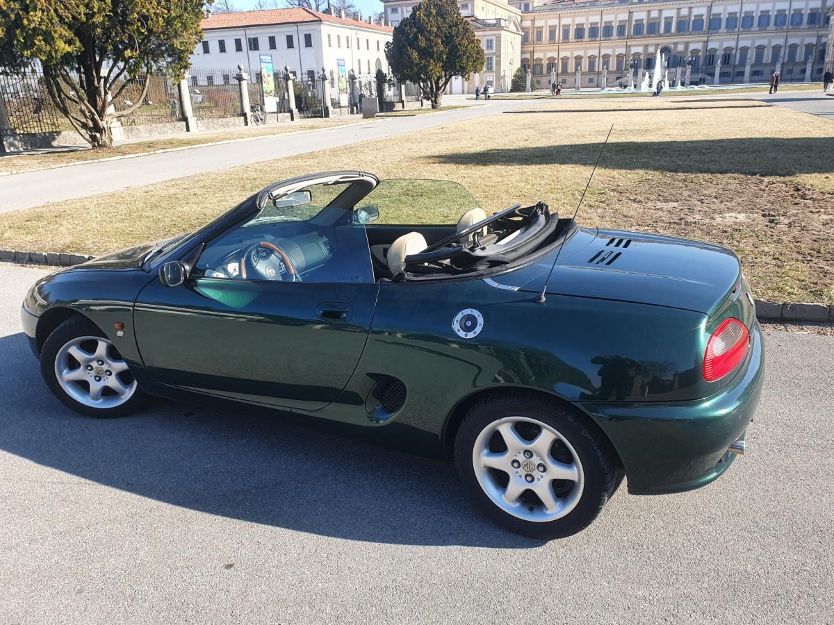 MG F 1.8 