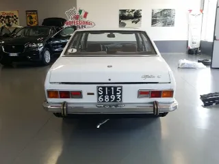 Foto 6 di 12: ALFA ROMEO Alfetta 1.6 1° serie SCUDO STRETTO *ISCRITTA ASI* 